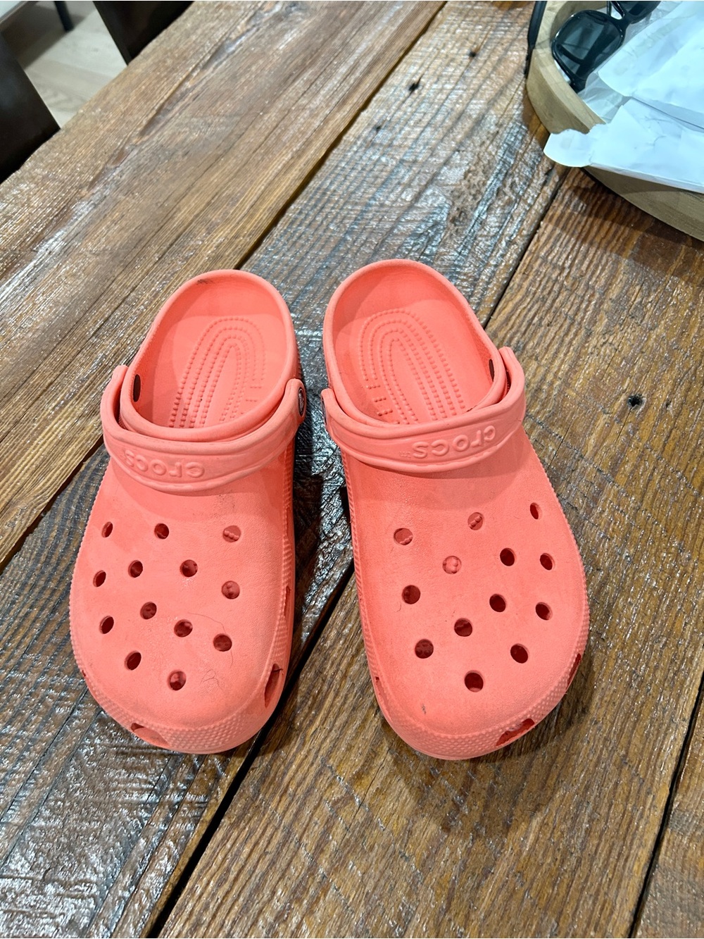 Crocs Classic Clog - Coral